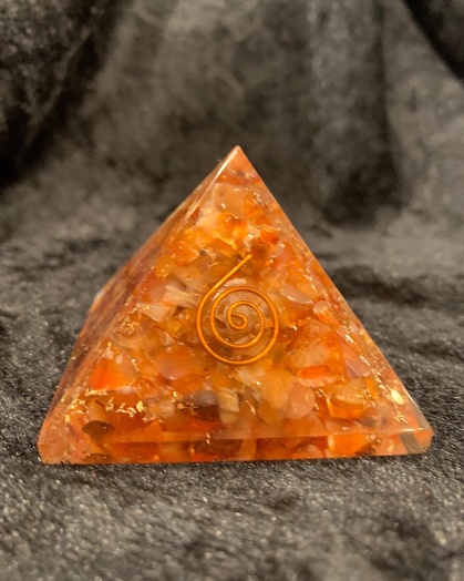 Orgonite, Pyramids