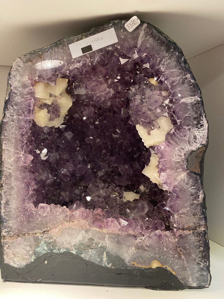 Ametistgrotta (7,46kg)