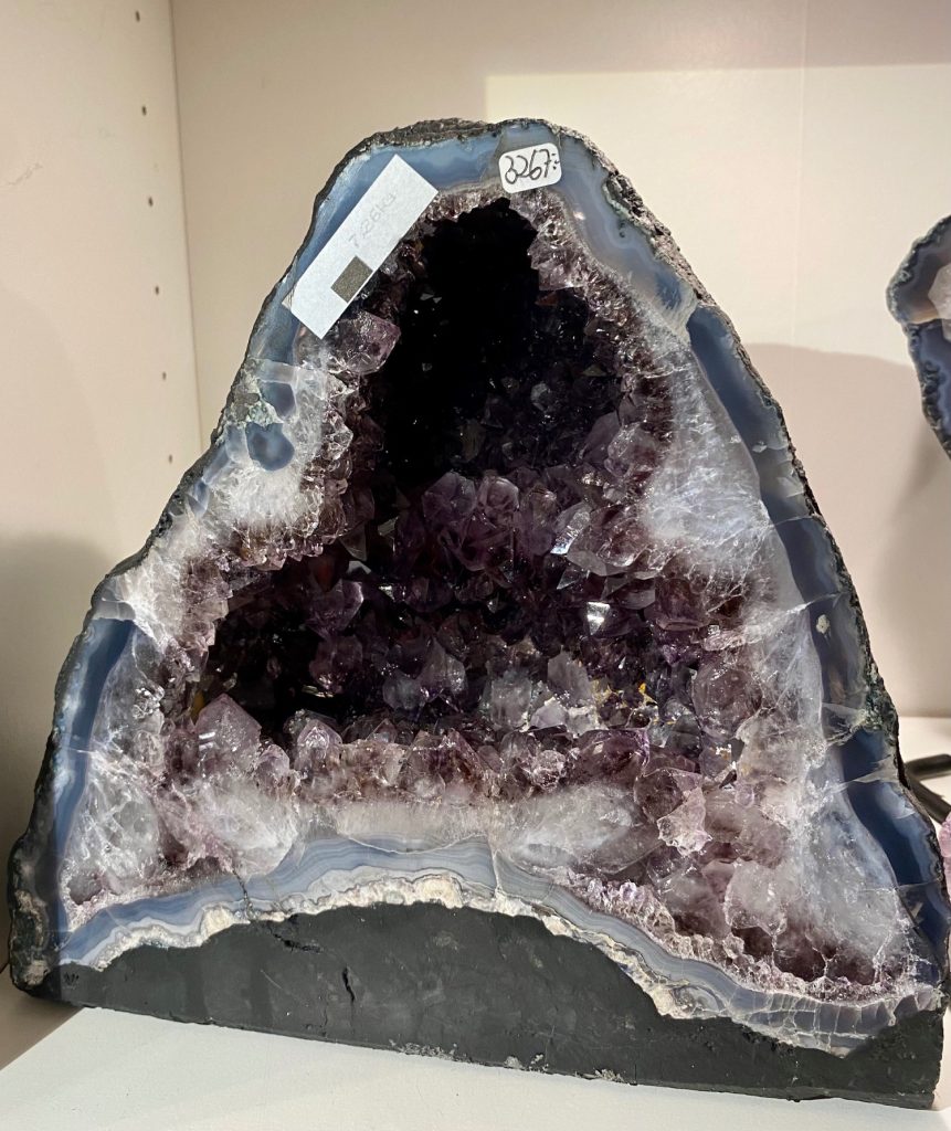 Ametistgrotta (7,26kg)