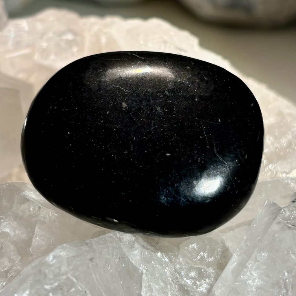Shungit (No worry stone)