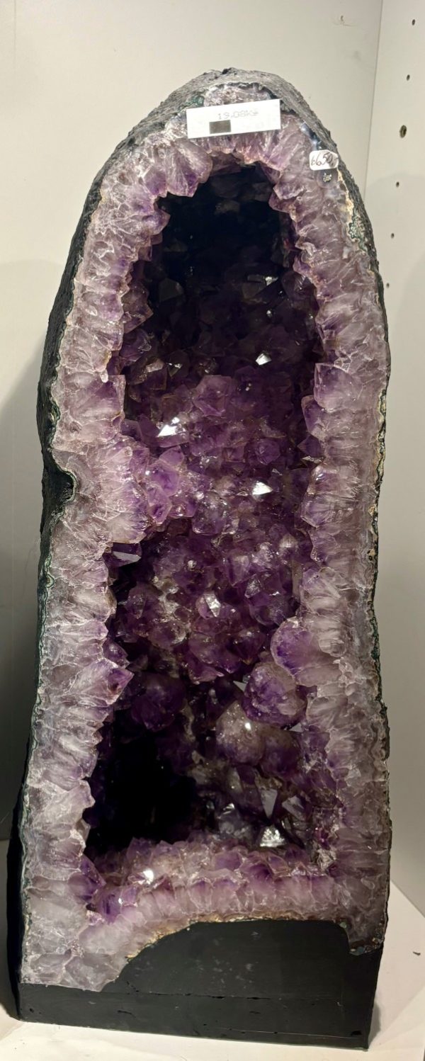 Ametistgrotta (19,08kg)