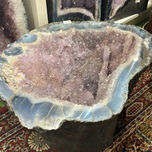 Ametistgrotta/sidebord (55 kg)