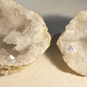 Bergkristall ca 7x5 cm nr 5 (Geoder)