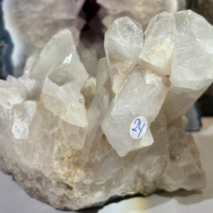Bergkristall 1452 gr. nr 24 (Ljuslyktor)