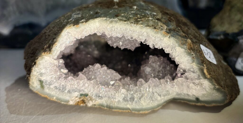 Ametist 557 gr (Geoder)