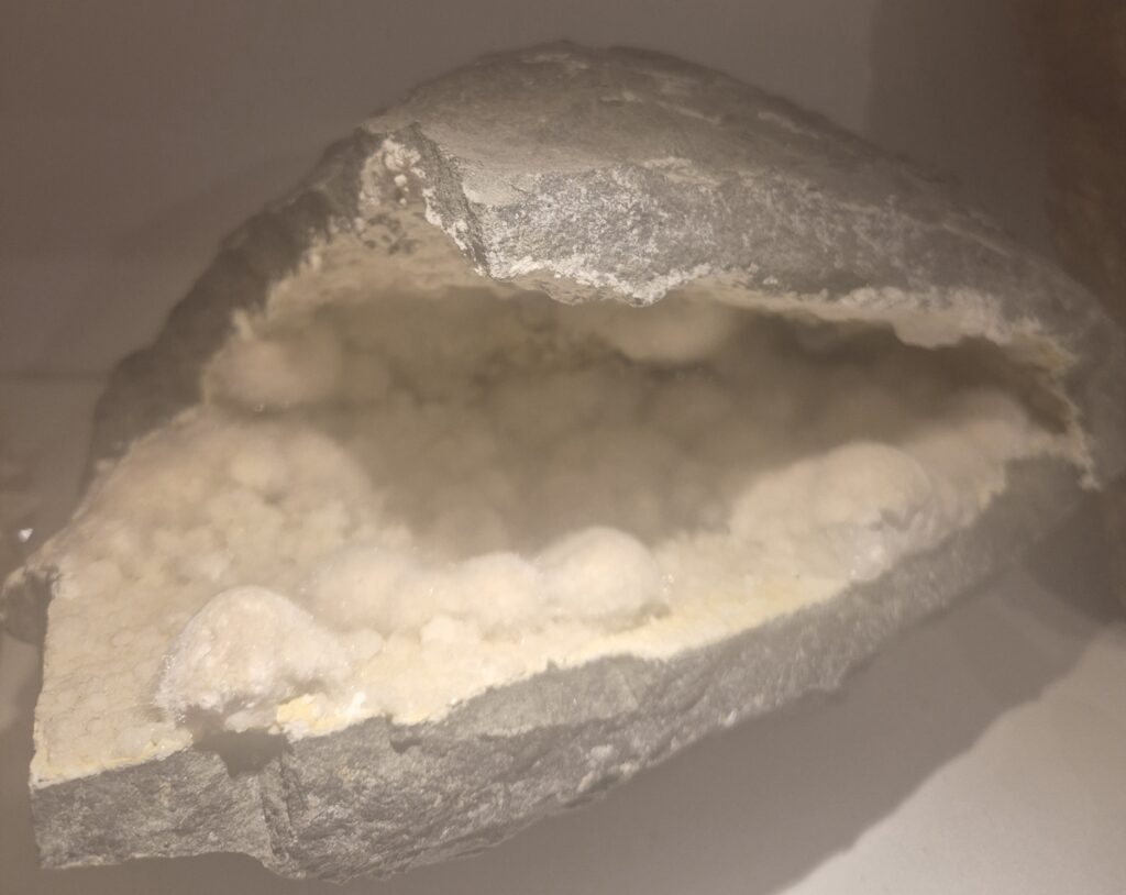 Okenit (rå mineral)