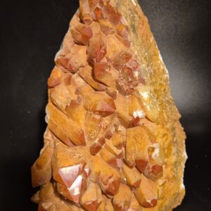Hematoid kvarts (Stående kluster)