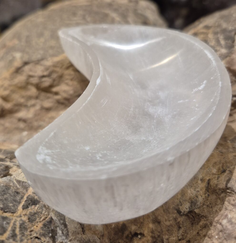 Selenit skål måne (ca 10 cm)